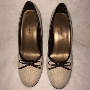Predictions Tan / Brown Heels with Bow